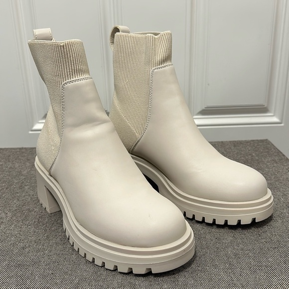 Steve Madden Shoes - NWOT Steve Madden Holley Booties. Size 7. Never worn.